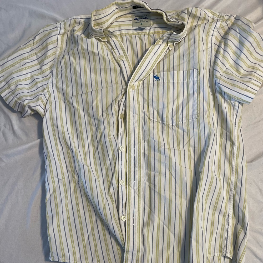 Abercrombie & Fitch short sleeve button down dress shirt